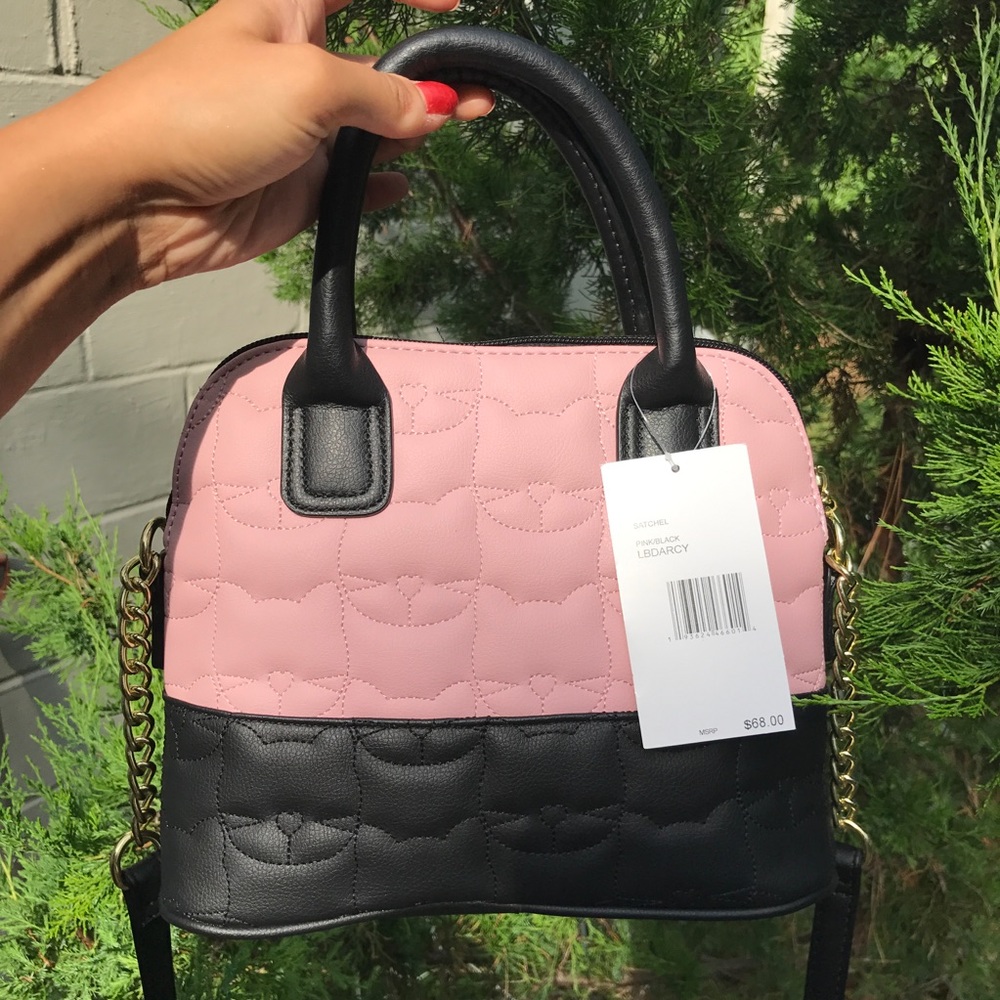 💗BETSEY JOHNSON TAUPE BLACK CROSSBODY SMALL BAG! - Picture 2 of 8